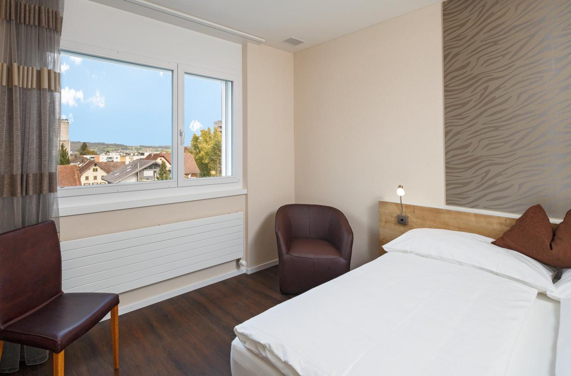 Villmergen Swiss Quality Hotel Exterior photo