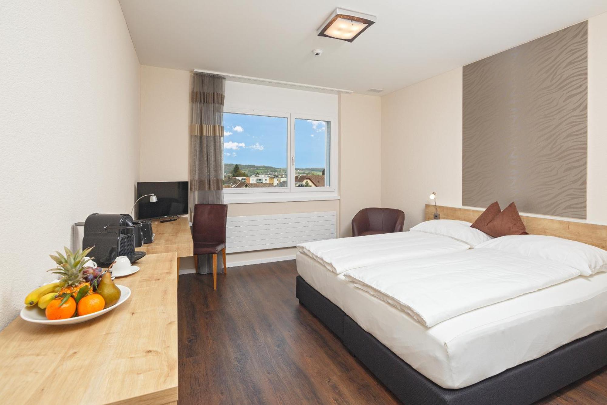 Villmergen Swiss Quality Hotel Exterior photo